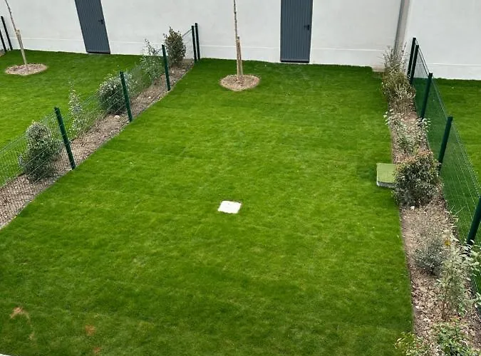 Disneyland Paris, Vallee Village ,Paris , Villa, Garden , Syline Home, 120 M2