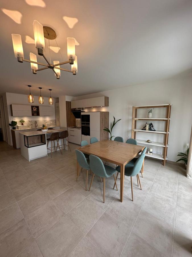 Disneyland Paris, Vallee Village ,paris , Villa, Garden , Syline Home, 120 M2 * Serris