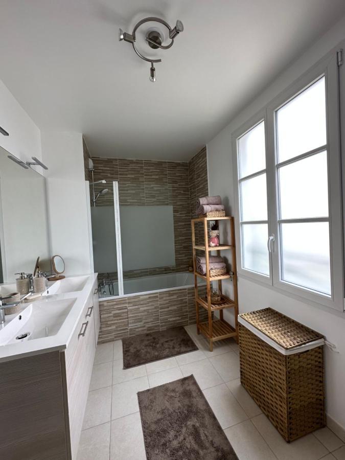 Disneyland Paris, Vallee Village ,paris , Villa, Garden , Syline Home, 120 M2 Hébergement de vacances