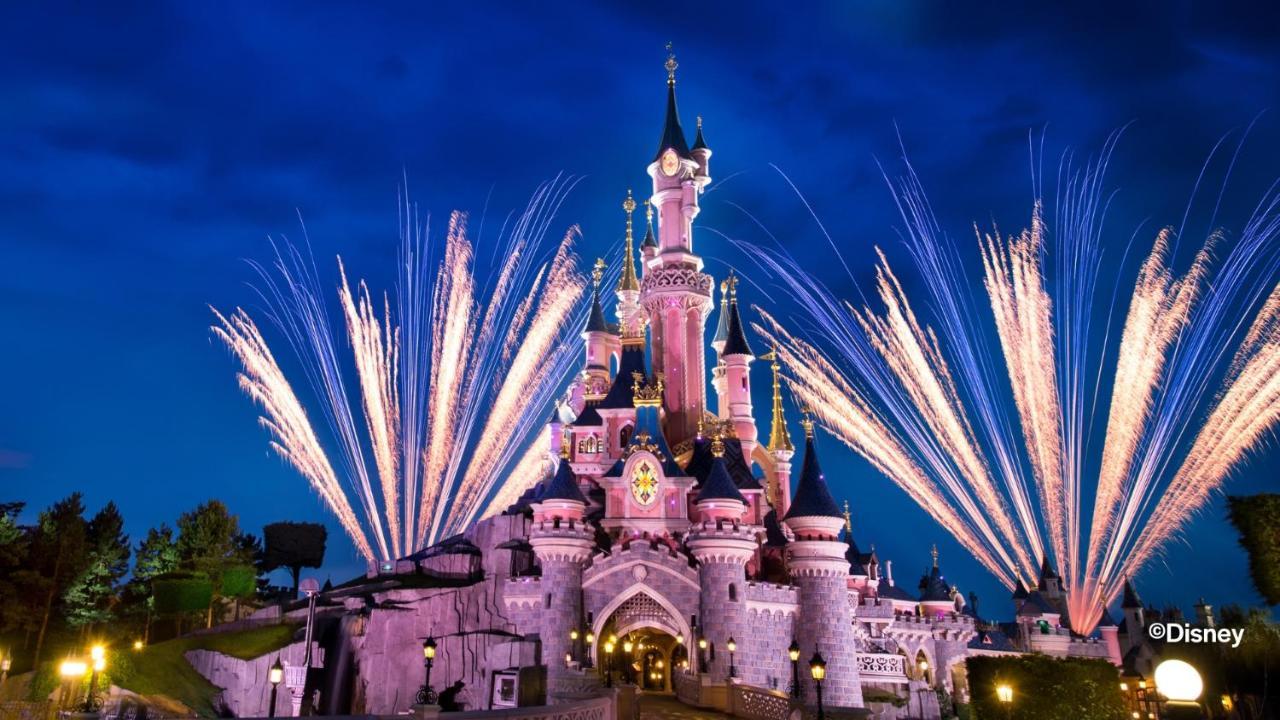 Hébergement de vacances Disneyland Paris, Vallee Village ,paris , Villa, Garden , Syline Home, 120 M2 *